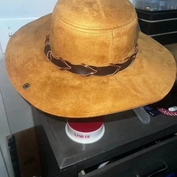 Peter Grimm Women Round Fedora Tan Hat - Picture 2 of 5